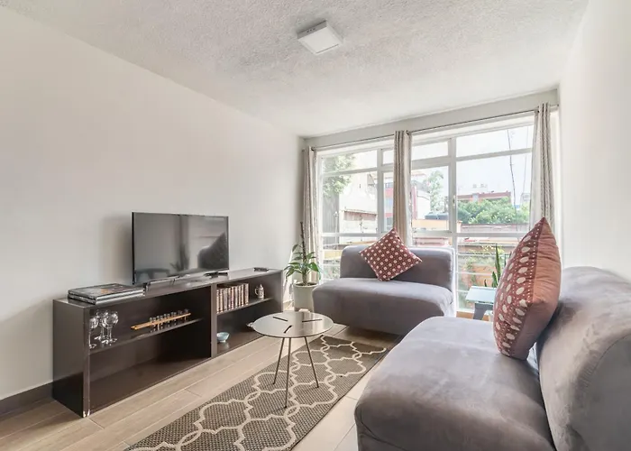 T301 - 1 Bedroom - 1 Bth